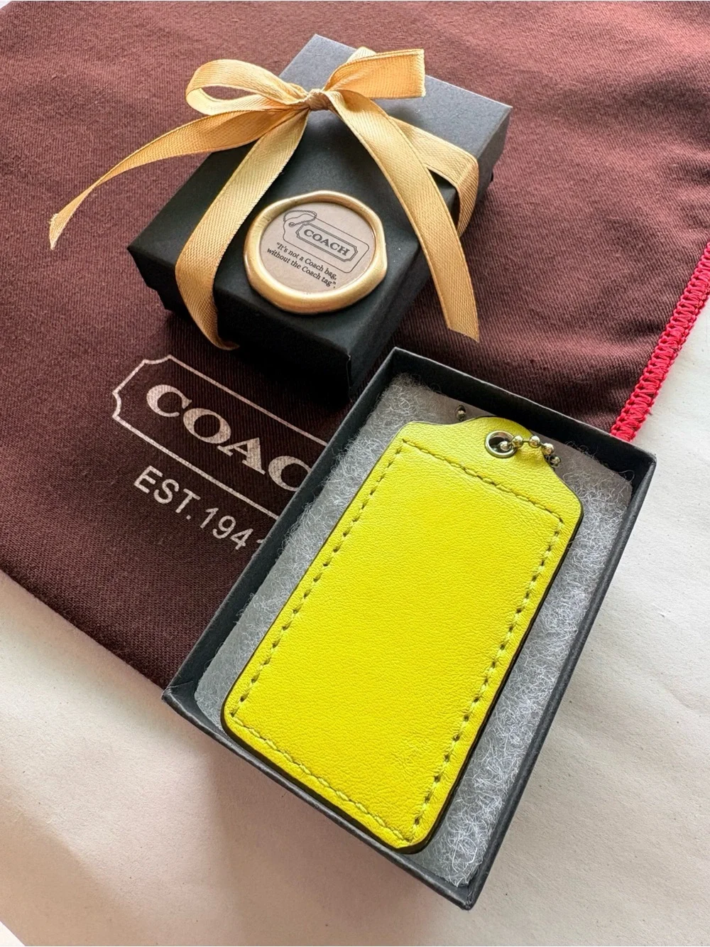🍋🟩 Y2K 3” XL Coach Chartreuse Lime Green Leather Vintage HangTag Bag Charm - Picture 3 of 8